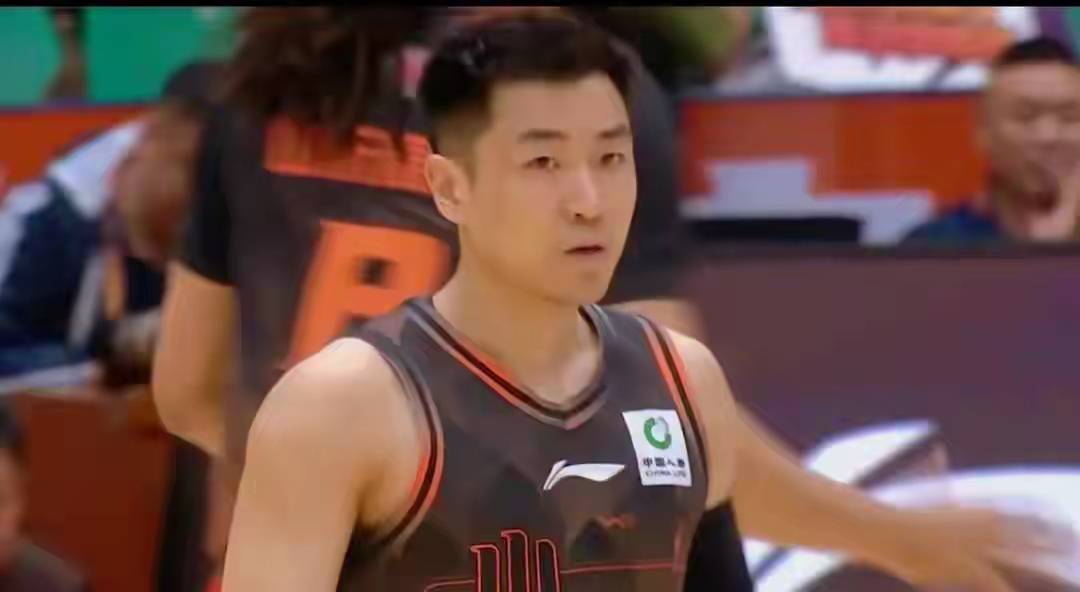 关于重磅！密尔沃基雄鹿强势反弹备战全明星赛清晨山东男篮手感冰凉——荷甲节点到来，冲刺阶段武汉三镇调整名单以备法甲的信息